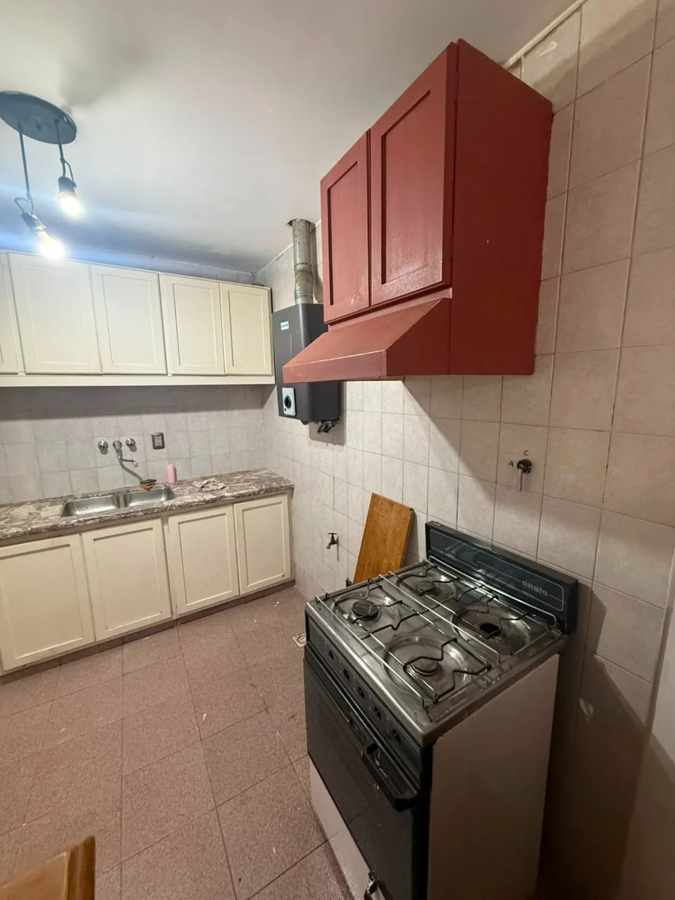 Otra vista de la cocina