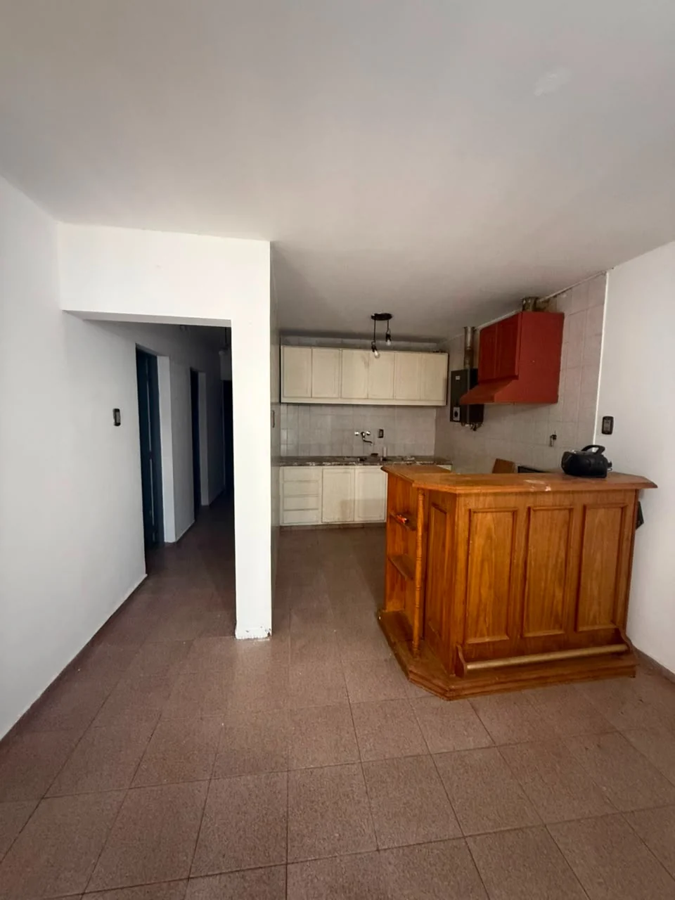 Cocina comedor con barra